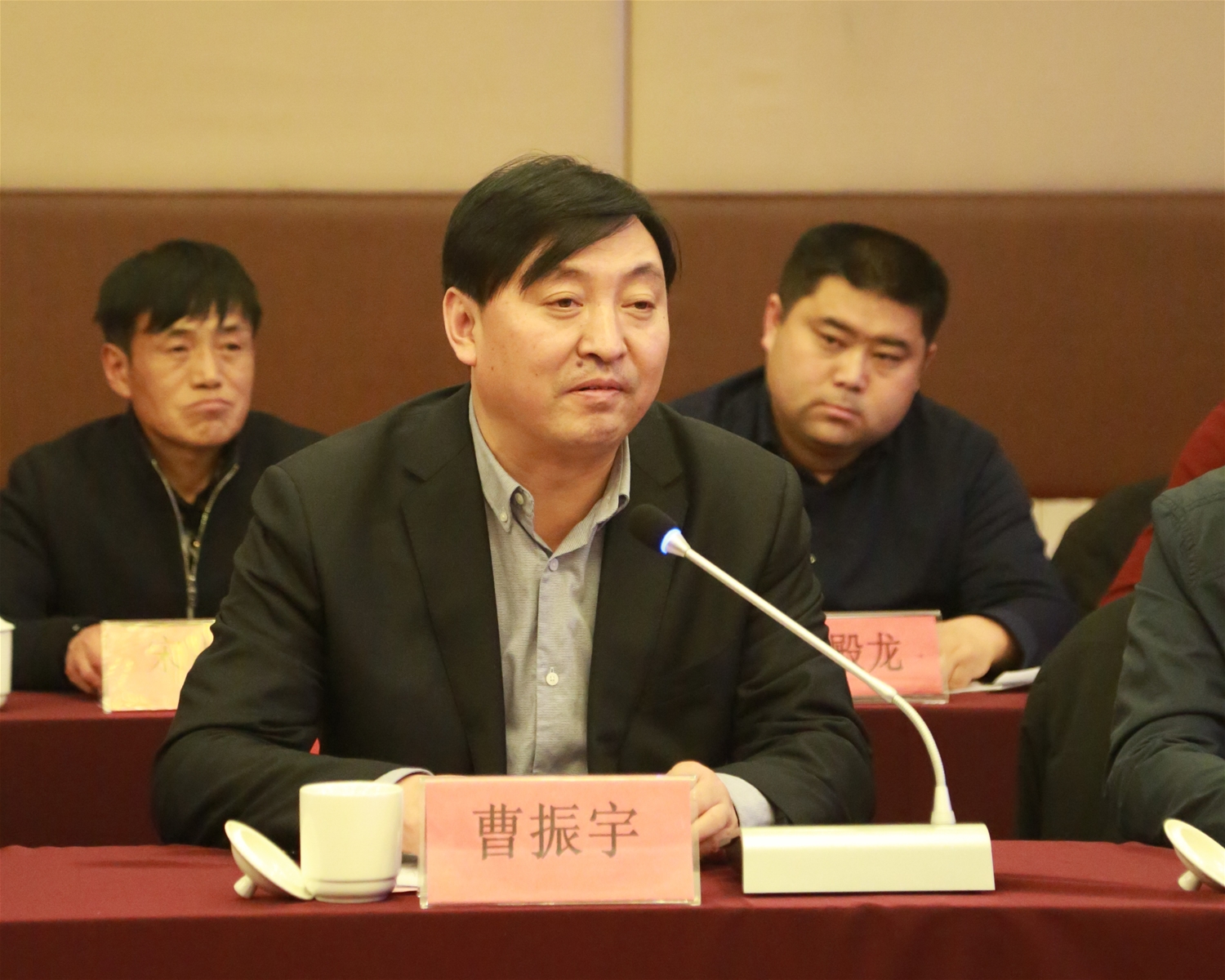 延安市安塞区政府区长曹振宇